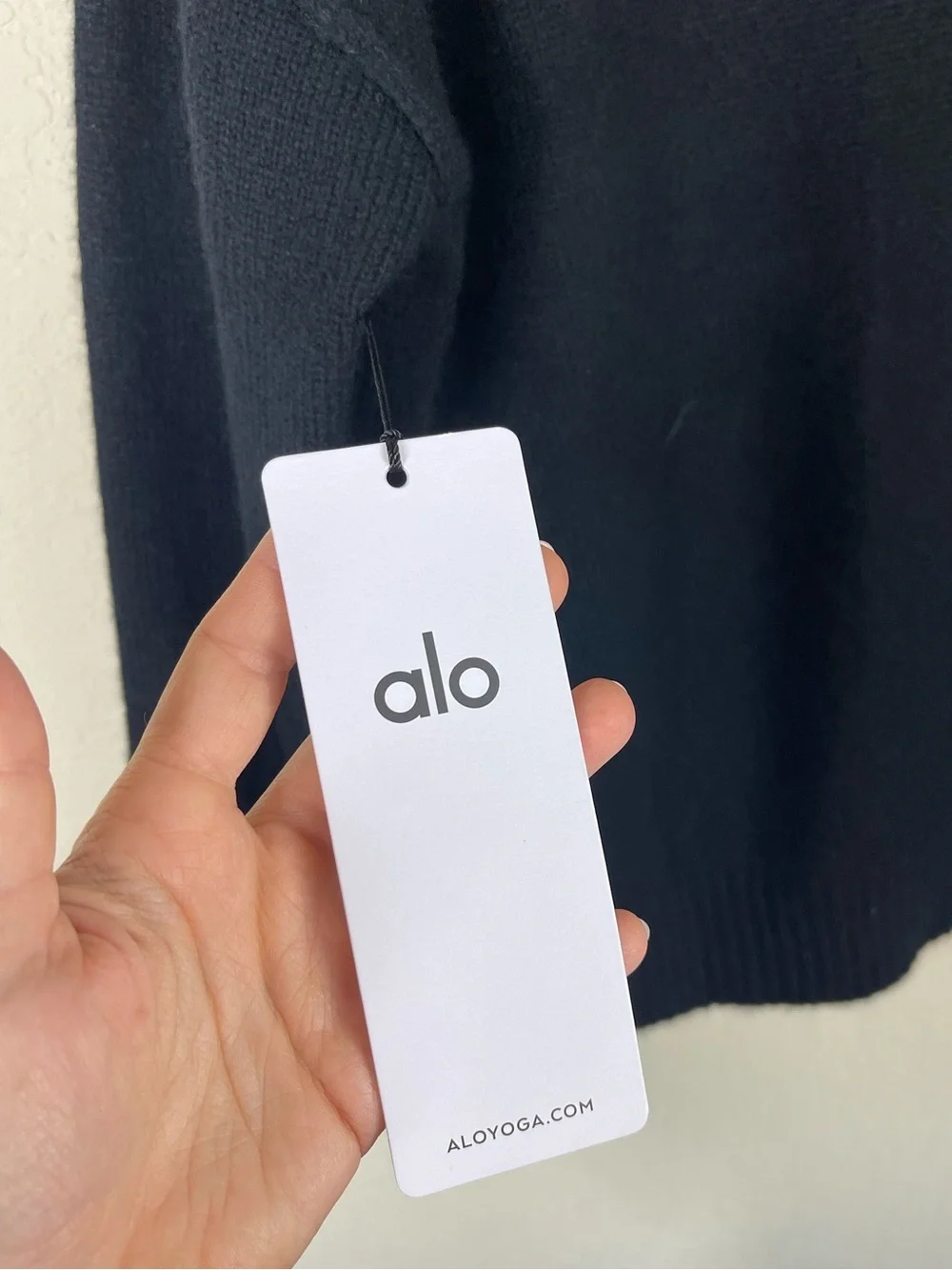 Alo Yoga New Class Cashmere Hoodie Black Size Large NWT